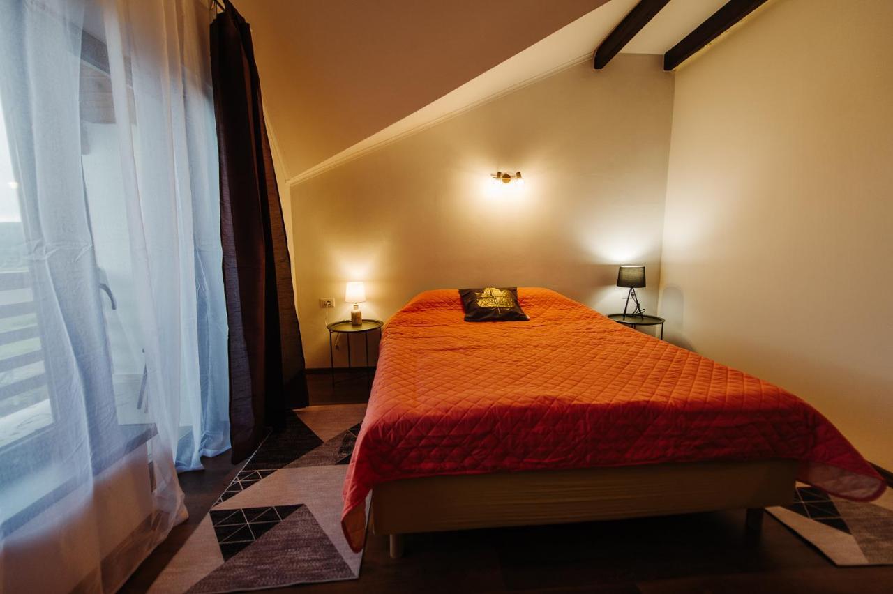 Pensiunea Casa Negrea Ighiu Экстерьер фото